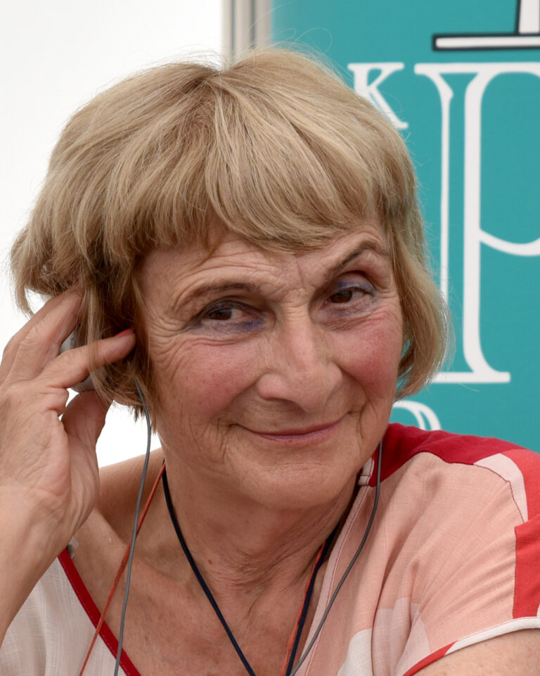 Portrét autora Olga Walló