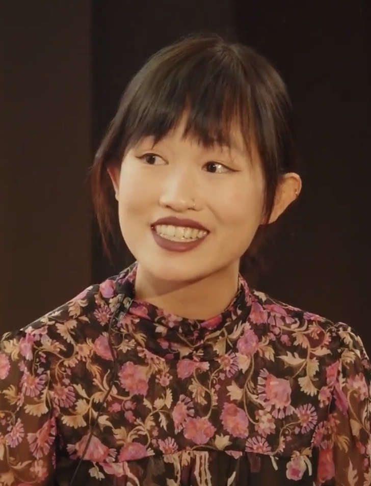 Portrét autora R. F. Kuang